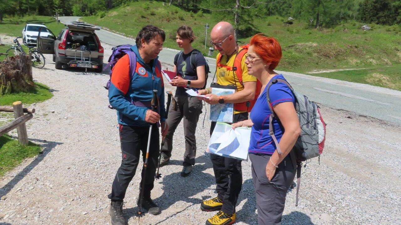 Šolanje ZPVS - Začeli smo z orientacijo